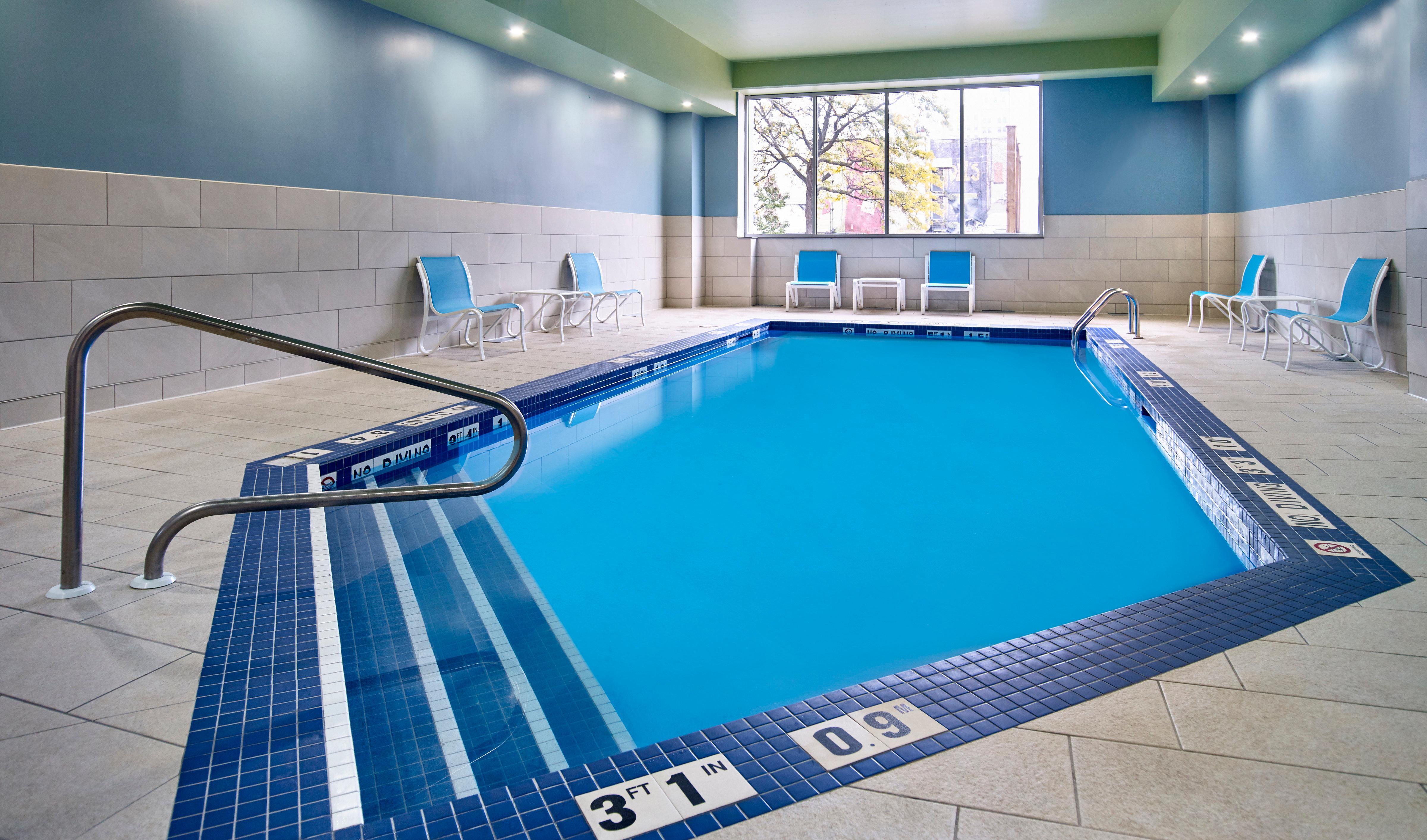 Holiday Inn Express Windsor Waterfront By Ihg Extérieur photo