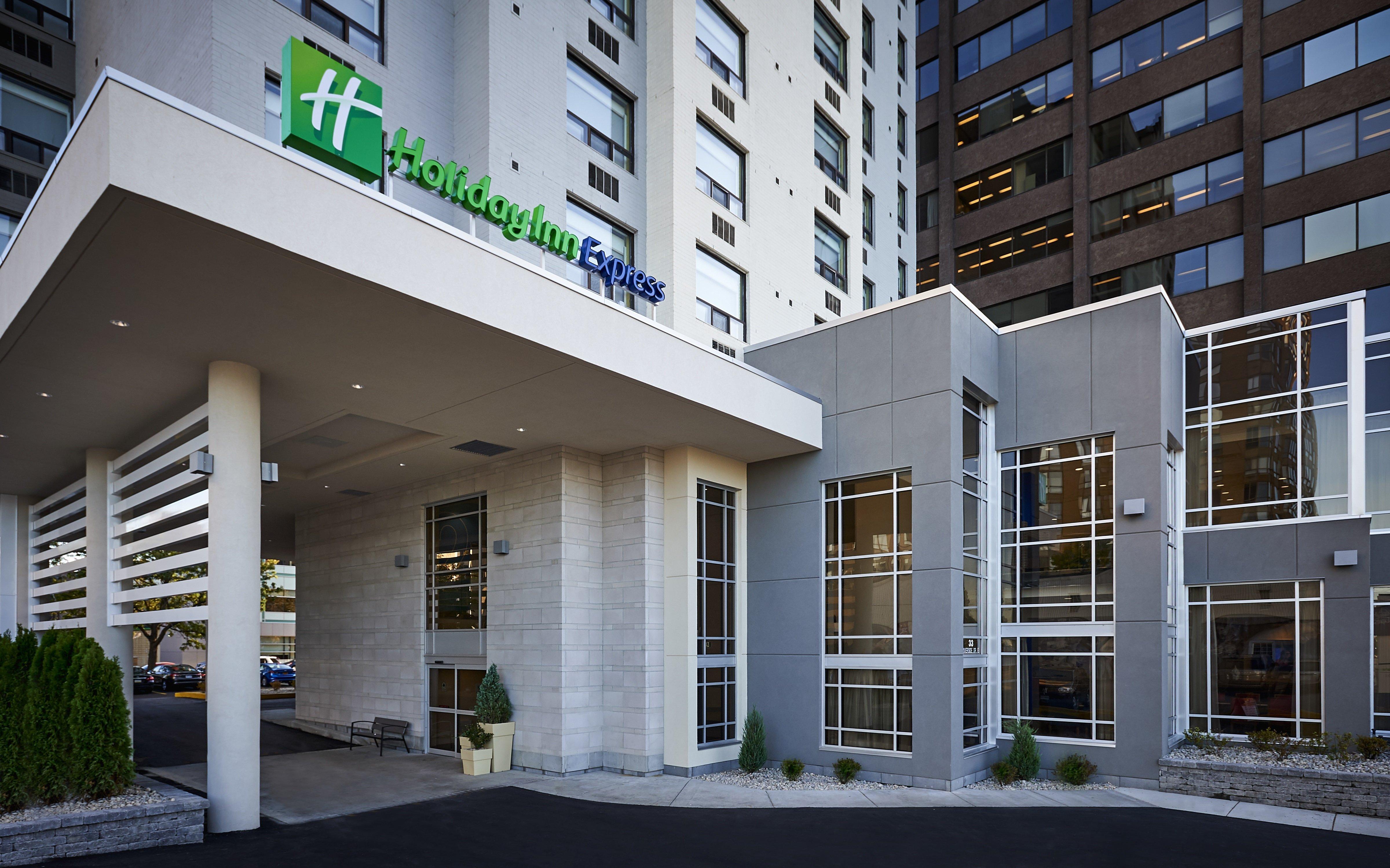 Holiday Inn Express Windsor Waterfront By Ihg Extérieur photo