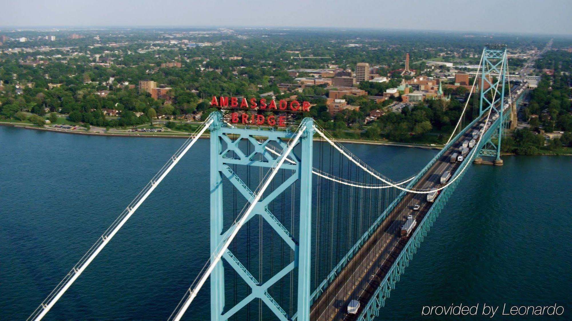 Holiday Inn Express Windsor Waterfront By Ihg Extérieur photo